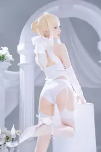 FGO Saber Bride: Shika XiaoLuLu Shines in Pristine White Wedding Dress - A Game Muse Brought to Life - image 12