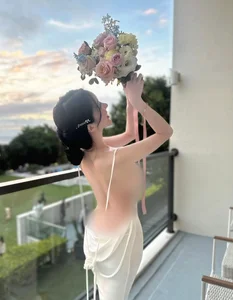 Taiwanese Beauty Icons and the Rise of the Bold No-Bra Fashion Trend - image 4