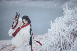 Contemporary Beauty: Ni Zi in Art Language Vol.6578 - image 6