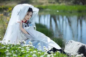 Wan Jiang Ting Vol.8722: Ethereal Beauty by the Stream, A Poetic Visual Journey - image 5