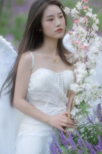 Contemporary Visual Arts: YiTuYu Art Language Vol.5656 with Model Seven - image 22