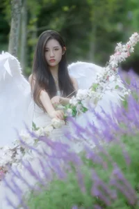 Contemporary Visual Arts: YiTuYu Art Language Vol.5656 with Model Seven - image 34