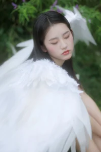 Contemporary Visual Arts: YiTuYu Art Language Vol.5656 with Model Seven - image 39