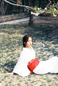 YiTuYu Art Language Vol.10171: A Captivating Visual Journey with Yi Ming - image 0