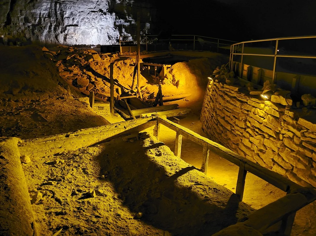 Exploring Mammoth Cave: A Deep Dive into the World's Longest Cave System