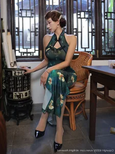 Timeless Oriental Grace: Jin Yun Xi Yuki in Elegant Modern Cheongsam - image 38