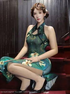 Timeless Oriental Grace: Jin Yun Xi Yuki in Elegant Modern Cheongsam - image 59