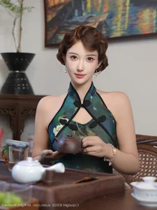 Timeless Oriental Grace: Jin Yun Xi Yuki in Elegant Modern Cheongsam - image 34