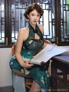 Timeless Oriental Grace: Jin Yun Xi Yuki in Elegant Modern Cheongsam - image 60