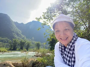 Elegant Style Inspiration: Khánh Thi’s Bold Look and Phương Nga’s Classic Vintage Charm - image 3