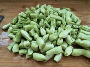 Discover the Health Benefits and Culinary Versatility of Okra: Vietnam's Calcium-Rich Superfood - image 2