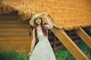 YiTuYu Art Language Vol.7332: Fei Tian Xiao Mo Nu Photography Collection - image 1