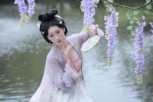 YiTuYu Art Language Vol.7729: Featuring the Elegant Chun Yu Portrait Series - image 16
