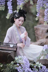 YiTuYu Art Language Vol.7729: Featuring the Elegant Chun Yu Portrait Series - image 9