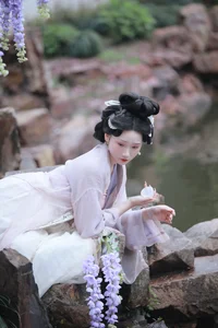 YiTuYu Art Language Vol.7729: Featuring the Elegant Chun Yu Portrait Series - image 25