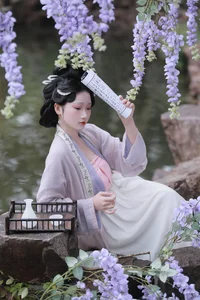 YiTuYu Art Language Vol.7729: Featuring the Elegant Chun Yu Portrait Series - image 15