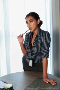 Sophisticated Office Style and Captivating Charisma of Fe - XiuRen No.10670 FE - image 18