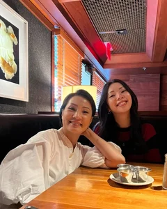 Vietnamese-American Actress Hong Dao Shares Stunning Photos of Her Youngest Daughter's Modern Style - image 5