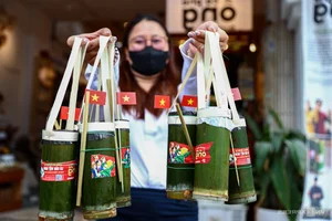 The Bamboo Tube Coffee Trend: A Patriotic and Eco-Friendly Experience in Vietnam - image 4