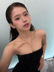 Vietnamese Star Linh Ka Climbs Global Beauty Rankings: A New Era of International Recognition for Her Stunning Visuals - image 8