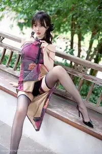 XiuRen No.10593: Yue Er Yue Er - Captivating Beauty and Alluring Grace - image 2