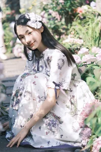 YiTuYu Art Language Vol.6725: The Serene Beauty of Model Zzzhen - image 10