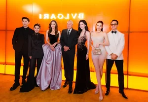 Red Carpet Glamour: Phuong Trinh Jolie and Kha Ngan Shine in Daring Designs - image 0