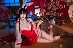 Stunning Azur Lane Oyama Bunny Girl Cosplay by Ri Nai Jiao: Exclusive 47P High-Definition Image Collection for Anime and Gaming Fans - image 23