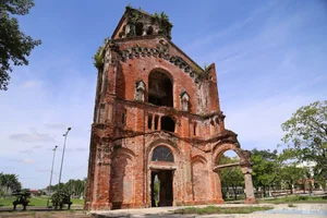 Quang Tri Travel Guide: Exploring Vietnam's Historic Central Coast - image 1