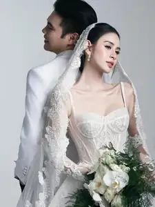 Model Huong Lien's Affectionate Wedding Photoshoot with Husband | Sweet Moments Revealed - image 0