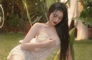 Discover the Sweet and Captivating Style of the Rising Fashion Icon from Dak Nong - image 4