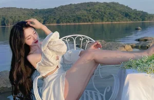 Discover the Sweet and Captivating Style of the Rising Fashion Icon from Dak Nong - image 5