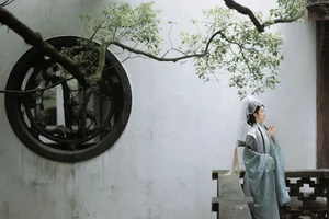 YiTuYu Vol.7762 Ren Jian Yue-su Chen: A Masterpiece of Visual Storytelling - image 13