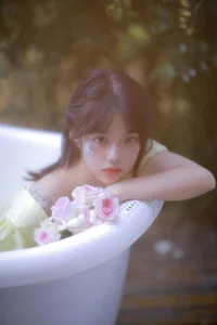YiTuYu Art Language Vol.7002: Stunning Portraiture Collection Featuring G Gao Gao - image 9