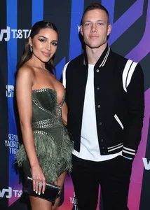 Red Carpet Glamour: The Iconic Style of the World’s Sexiest Woman and Her Fiancé - image 5
