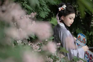 Ethereal Hanfu Beauty in Spring Bloom - YiTuYu Vol.8872 E E Chi Bu Bao - image 7