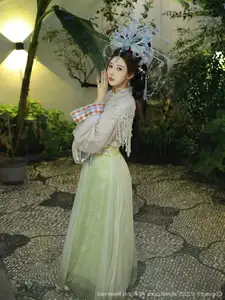 XiuRen No.10736: Li Shuang Er's Ancient Charm & Mesmerizing Guzheng Melody - image 5