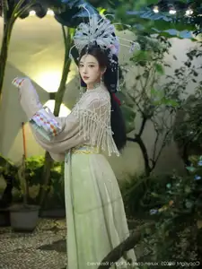 XiuRen No.10736: Li Shuang Er's Ancient Charm & Mesmerizing Guzheng Melody - image 24
