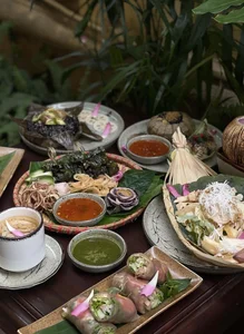 Discover Hanoi’s Michelin-Recommended Lotus Cuisine: A Culinary Journey into Vietnamese Tradition - image 3