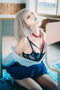 Coser Chunmomo Self-Portrait Part02: Delicate Charms Amidst Dreamy Blue Petals - image 15