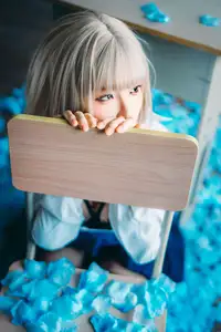 Coser Chunmomo Self-Portrait Part02: Delicate Charms Amidst Dreamy Blue Petals - image 17