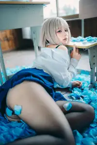 Coser Chunmomo Self-Portrait Part02: Delicate Charms Amidst Dreamy Blue Petals - image 14