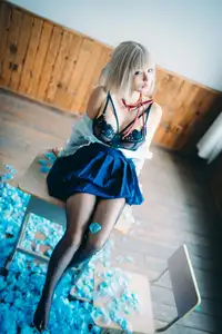 Coser Chunmomo Self-Portrait Part02: Delicate Charms Amidst Dreamy Blue Petals - image 7