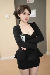 Office Siren Aesthetic: The Captivating "Colleague's Secret" Series by Hu Sen Sen - image 8