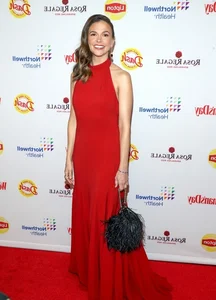 Inside the Romance: The Stunning Partner of Hollywood Star Hugh Jackman - image 6