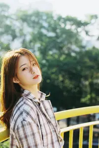 Discover Xiao Ming's Captivating Charm in YiTuYu Vol.8794: Natural Beauty Amidst Lush Greenery. - image 8
