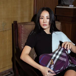 High Fashion Icons: Thanh Hang’s Luxurious Elegance Meets Minh Trieu’s Sophisticated Slender Style - image 2