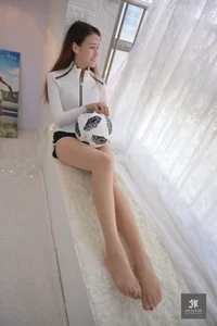 IESS Puhui Set 235: Model Jiu Mei in Happy Playing with Ball - image 0