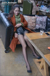 IESS Puhui Collection No. 165: Jingjing in Black Stockings and Lemon Peel - image 2