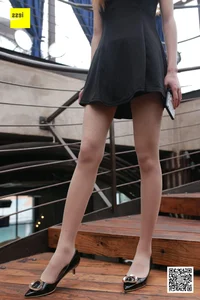 Elegant Jingjing in Mini Skirt and Nude Stockings - IESS Sixiangjia 164 Photography Collection - image 77